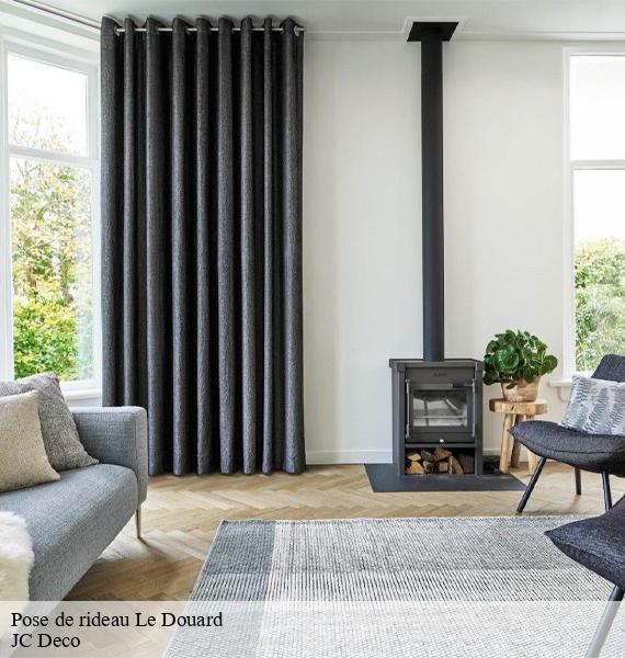 Pose de rideau le-douard-13740 JC Deco
